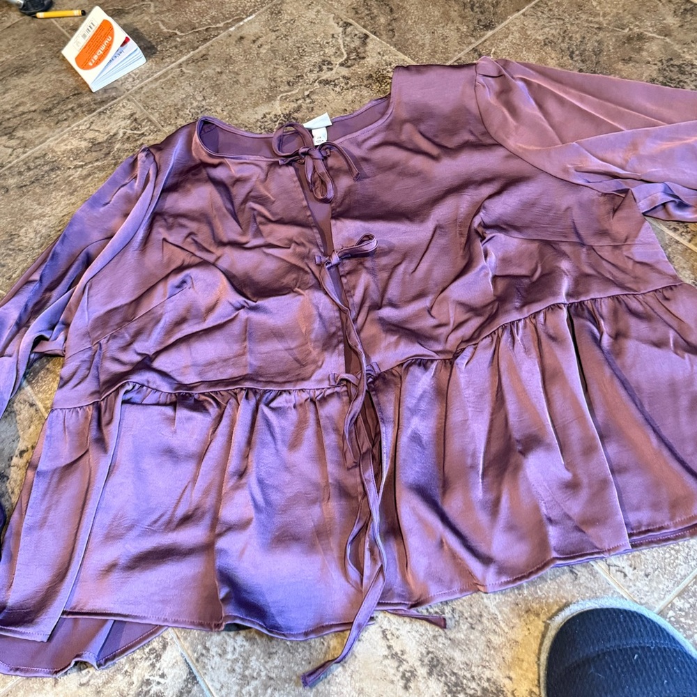 🍩Women's Purple Peplum Tie-Front satin Blouse